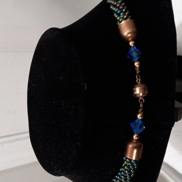 Blue Chochet Seed Beaded Neckless 24", Magnetic Clasp - Picture 3 of 3